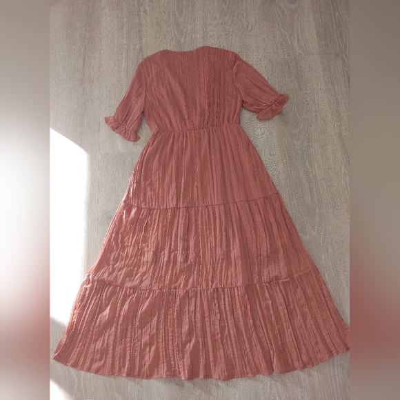 Listicle Dress - Picture 2 of 3